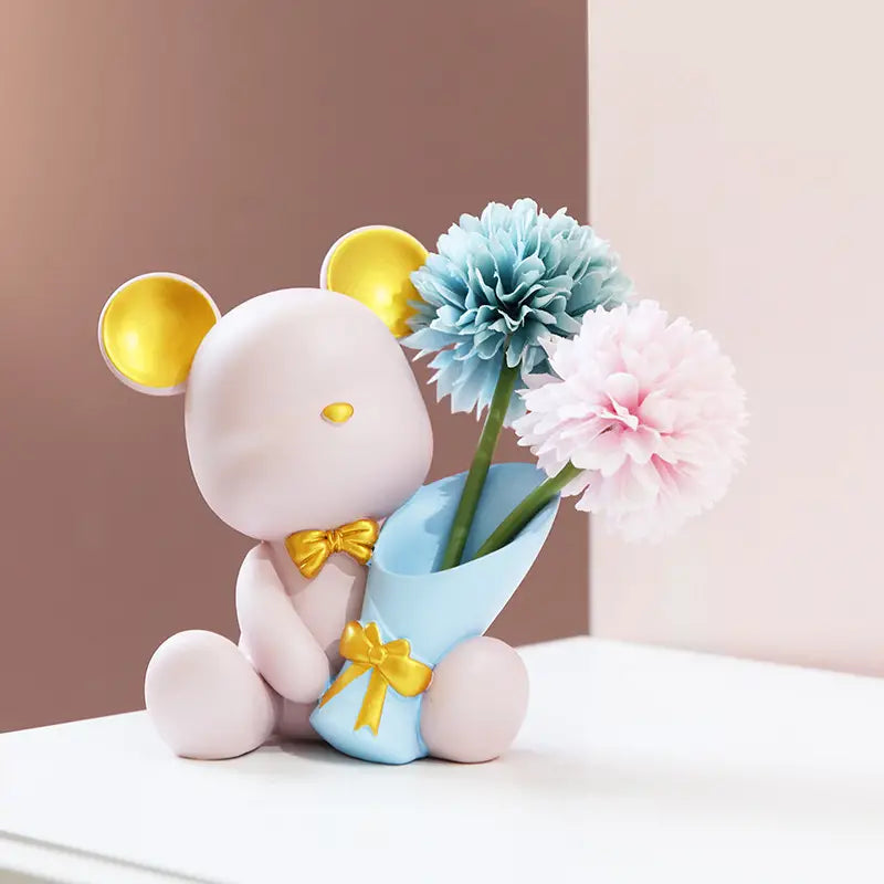 Oso Decorativo con Florero Elegante